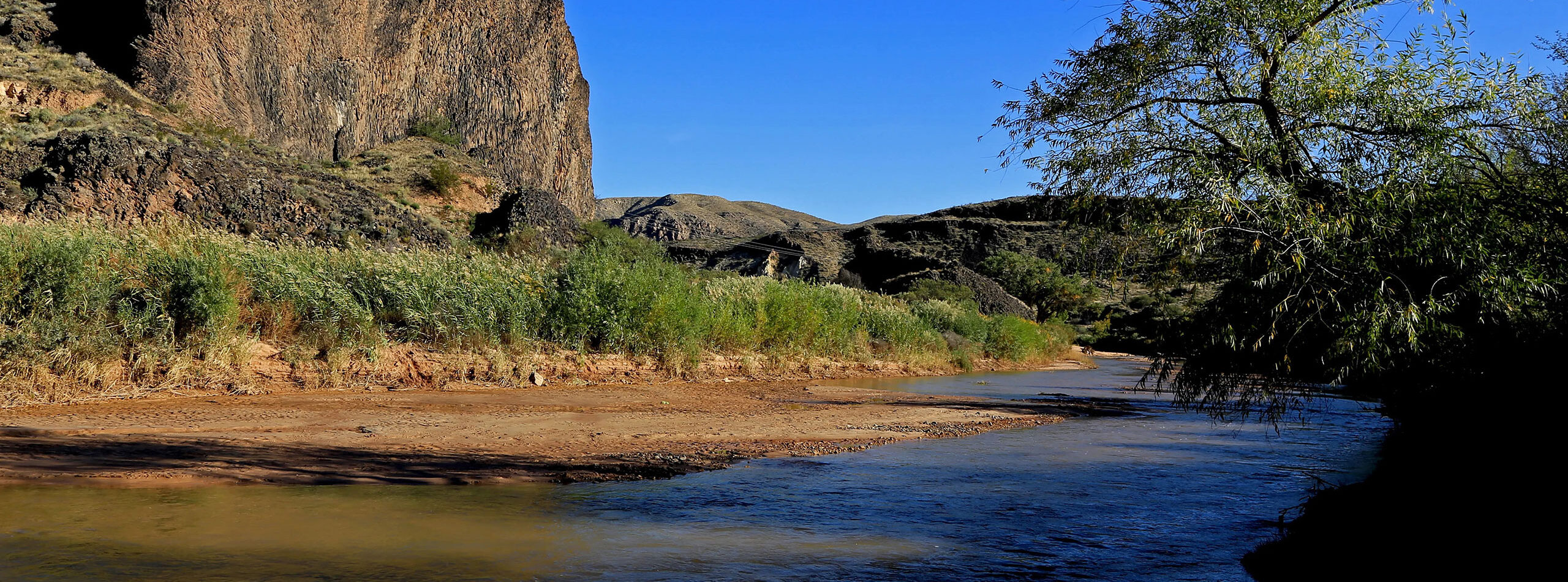 The Virgin River flow through Confluence Park between Hurricane and LaVerkin. October 9, 2016. Photo by Brian Passey. The Spectrum & Daily News.